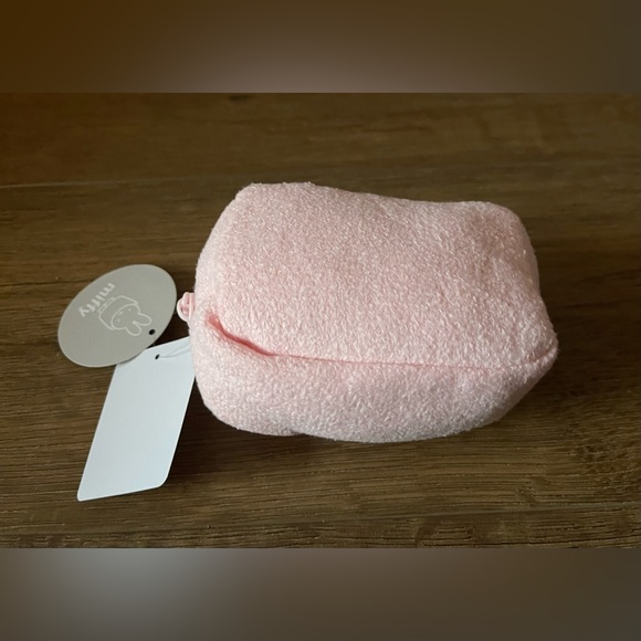 Only 2 LEFT! MIFFY-Imported (NWT) Small Soft Zipped PINK Character Pouch - Picture 6 of 10
